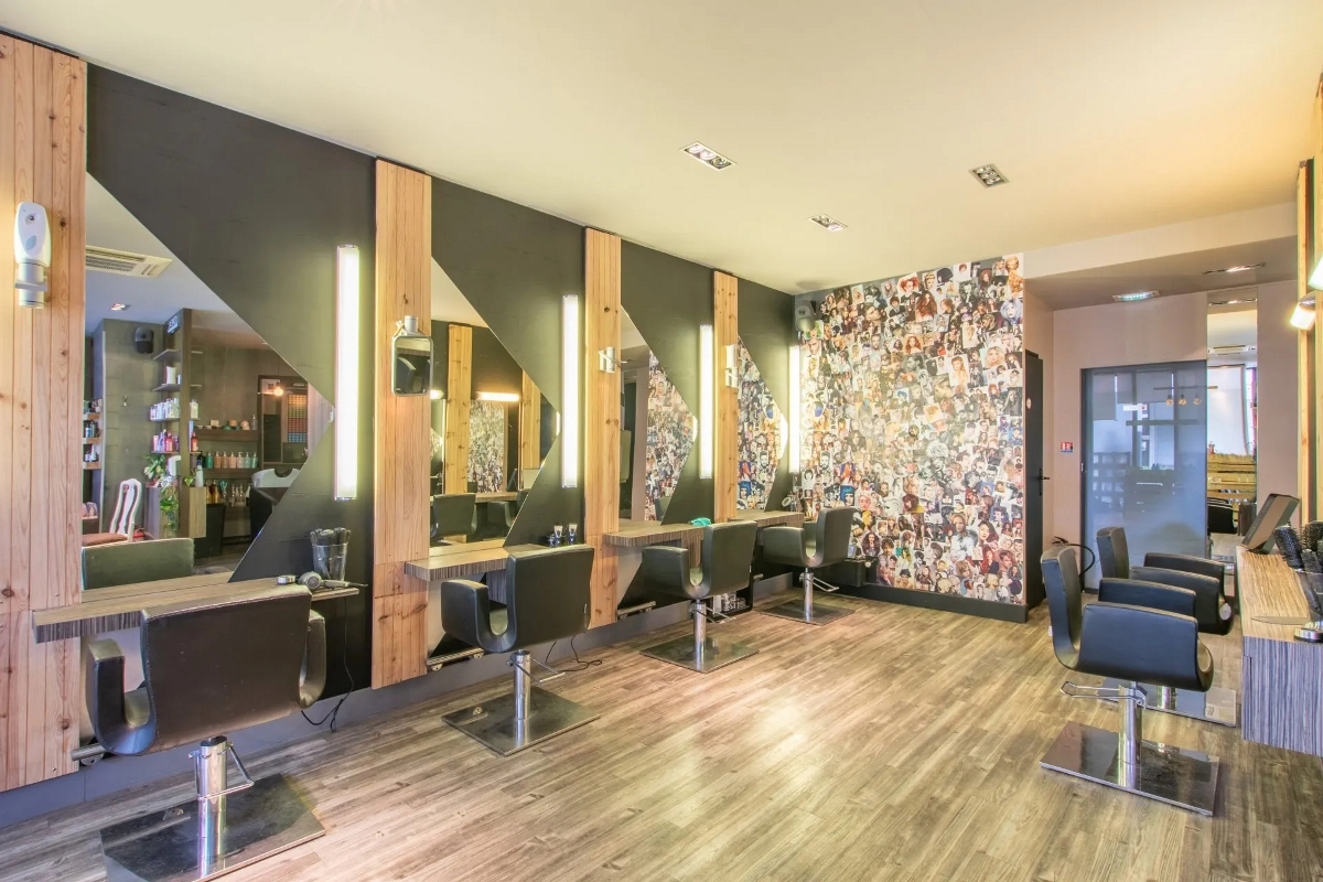 Salon de coiffure dames / mixte à REIMS